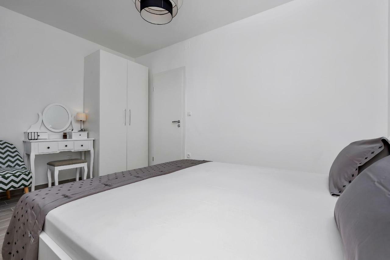 Apartment Kate Podgora Eksteriør billede